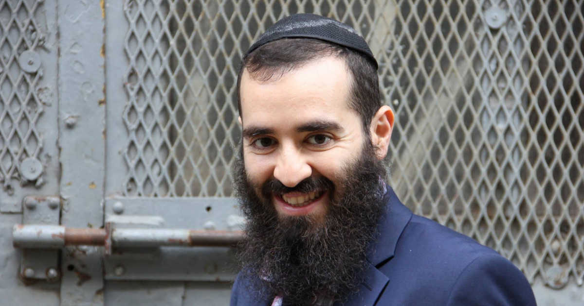 Podcast: How being on the go, not caring about naysayers, and having a beautiful beard gets success - Boom!