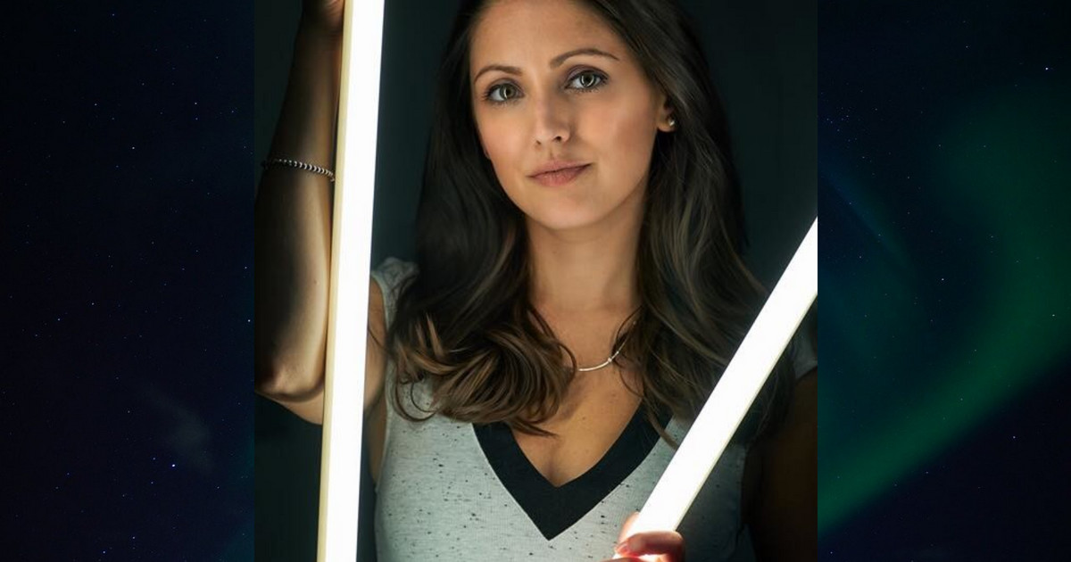 Podcast: How to Attract Clients with DIY Videos on LinkedIn with Vanessa Holding