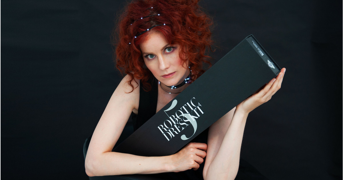 Podcast: Tech, Fashion & Robotics Dresses from Super Model, Anina Net