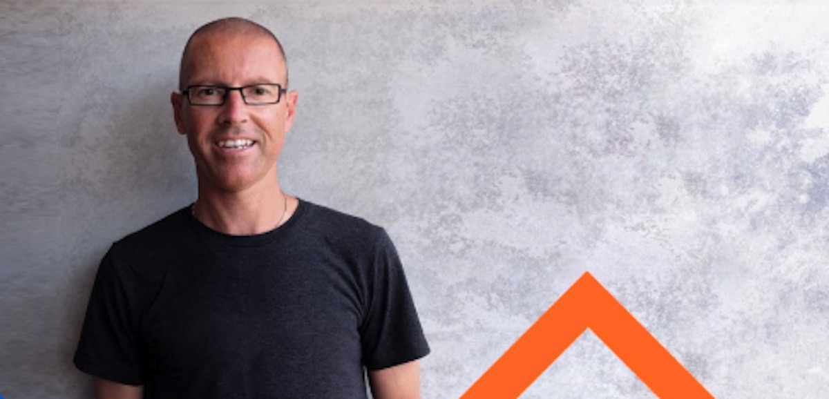 Podcast: Surviving, Thriving, and Subscribing - An exploration of life, friendship, and relationships with Paul Higgins