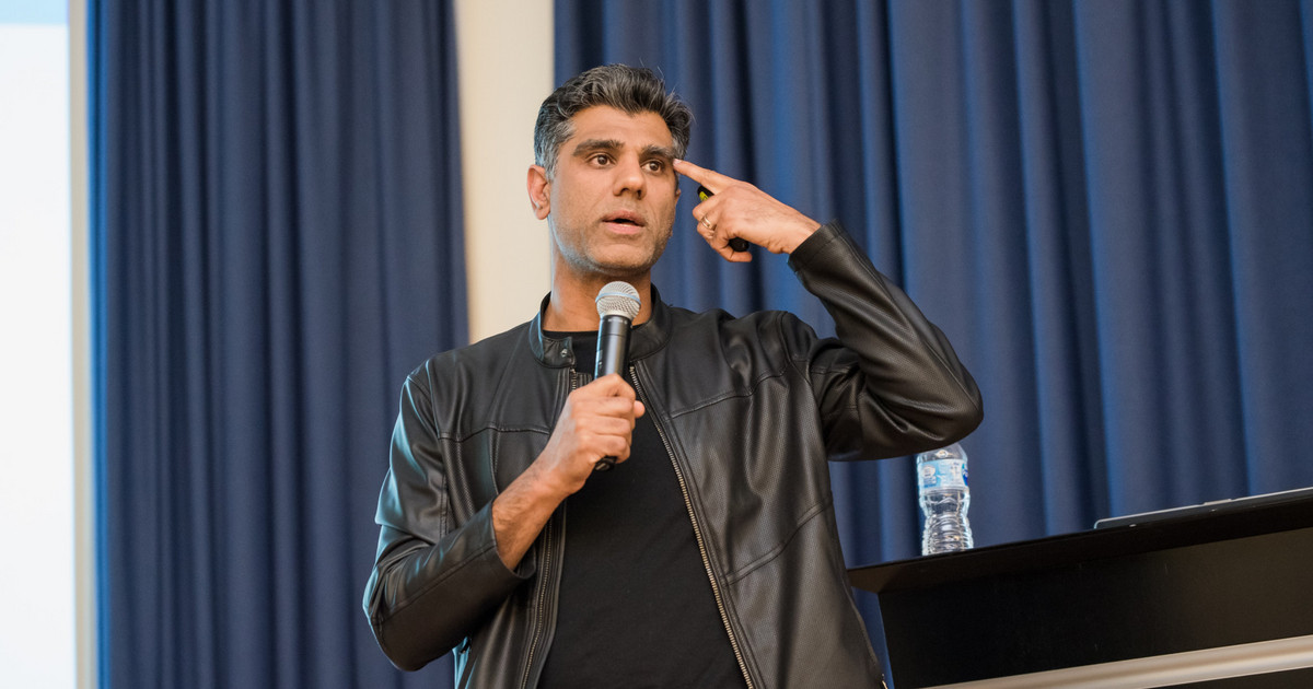 Podcast: Leveraging Video for Business Growth - A Keynote Master Class from Ruben Dua